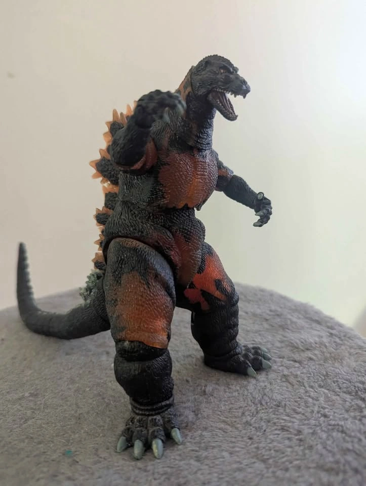 NECA Burnin Godzilla 2001 - photo 2