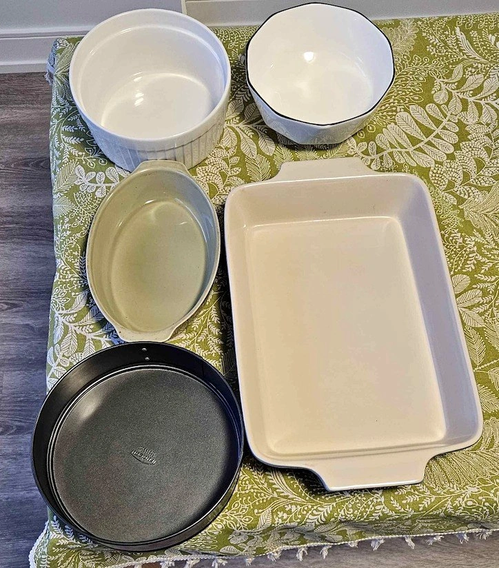 BULK DEAL - 5 Oven-Safe Dishes