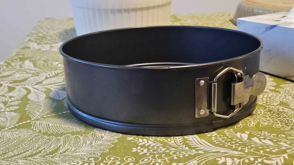 BULK DEAL - 5 Oven-Safe Dishes - photo 4