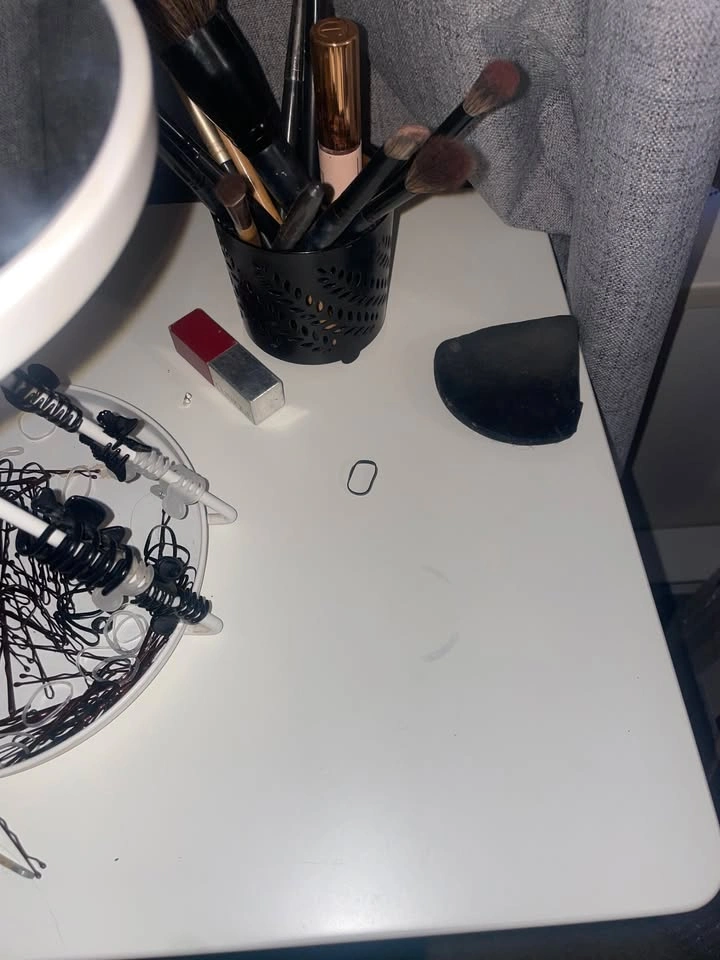 Modern Makeup Table / Console / Stand - photo 4