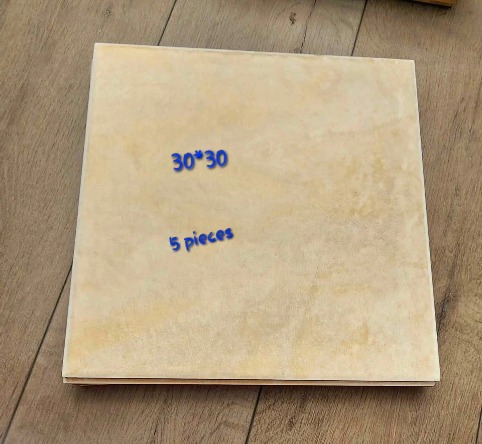 Ceramic Floor/Wall Tiles – 30×30 cm (5 Pieces)