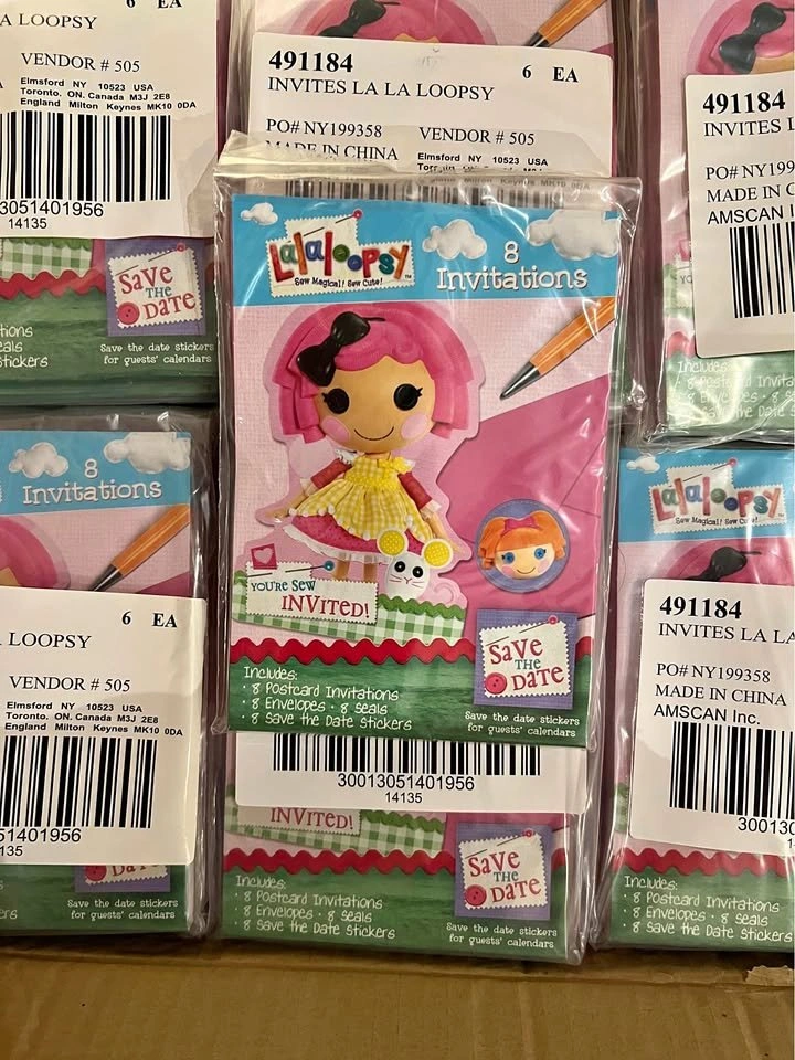 Brand New Lalaloopsy Party Invitations BOX (180 packs) - photo 2