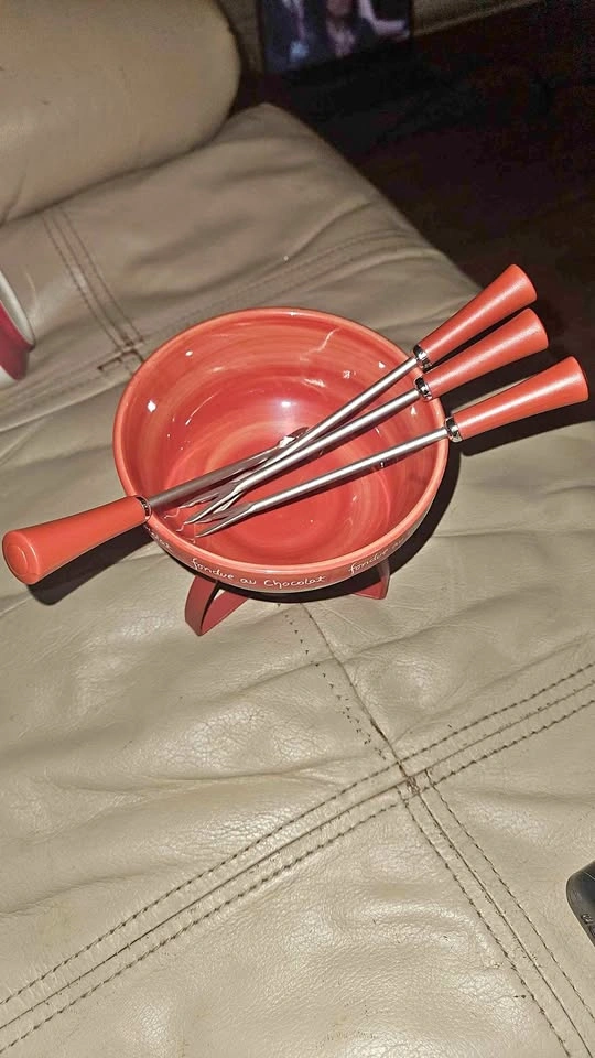 Vintage Jole Dipping Desire Chocolate Fondue Set Strawberry 2003