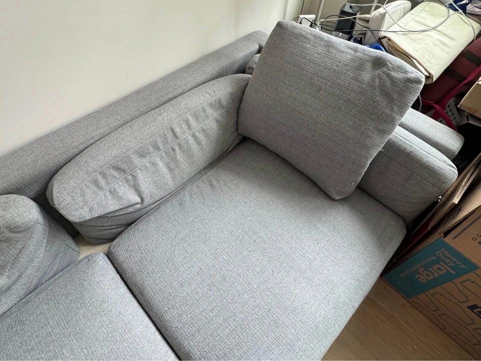 Modani Gray Fabric 3-Seat Sofa (92" L x 39.5" D x 25" H) - photo 3