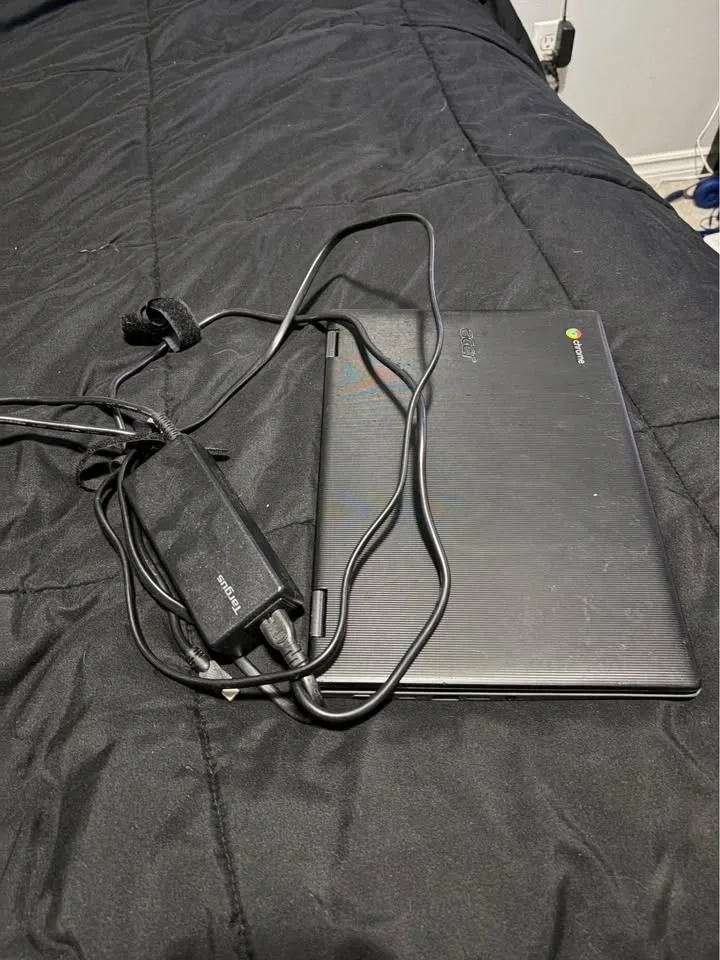 Black Acer Touchscreen Chromebook - photo 2