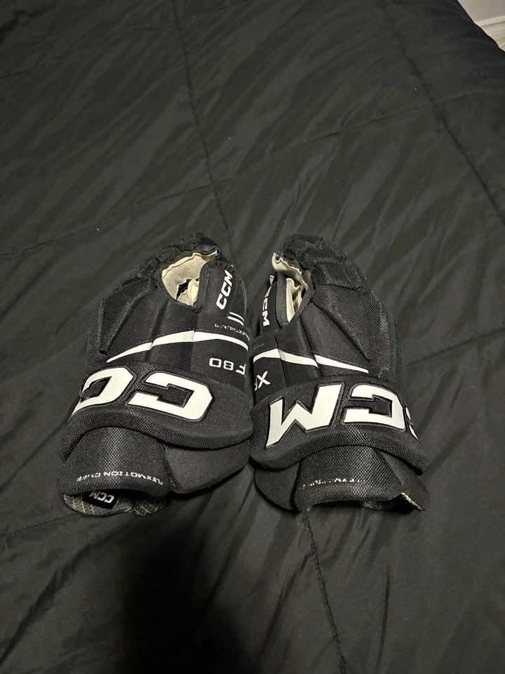 CCM Tacks 14 inch Hockey Gloves