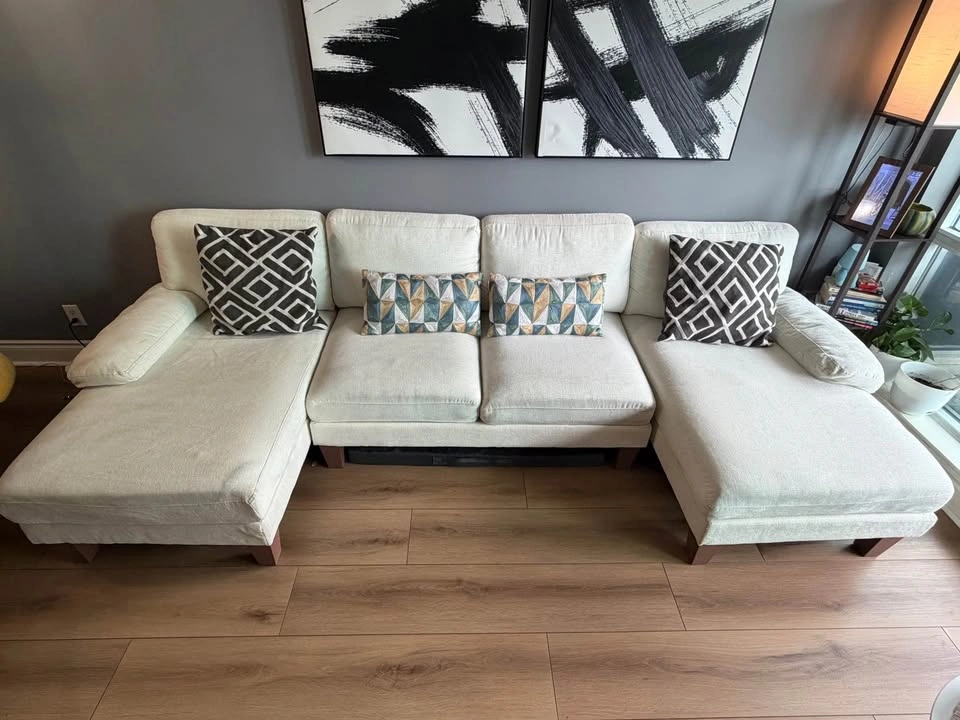 U-shaped cream sectional sofa - photo 3