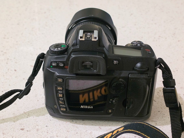 Nikon D70s DSLR Kit with 18-70mm Lens & SB-600 Flash - photo 4