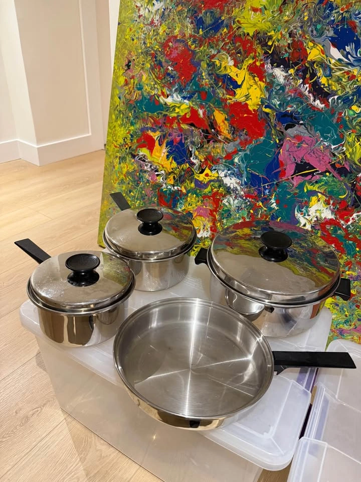 Stainless Steel Pots & Pan Set – 4 Pots + Frying Pan (With Lids) - photo 2