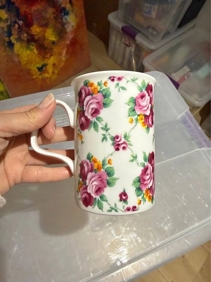 Roy Kirkham Fine Bone China Mugs – Romantic Rose Pattern (Set of
