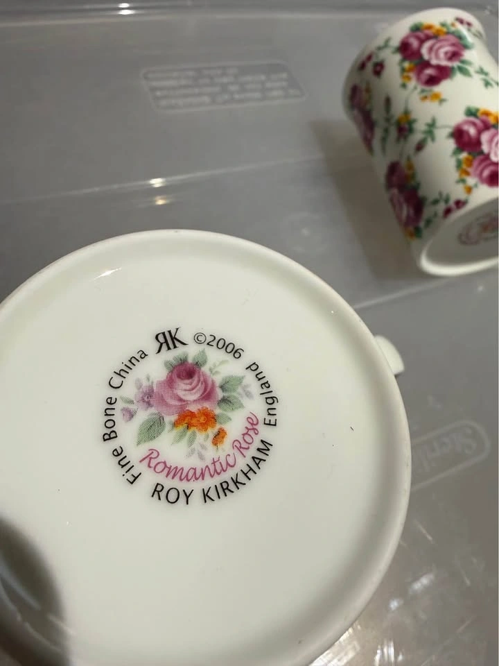 Roy Kirkham Fine Bone China Mugs – Romantic Rose Pattern (Set of - photo 4