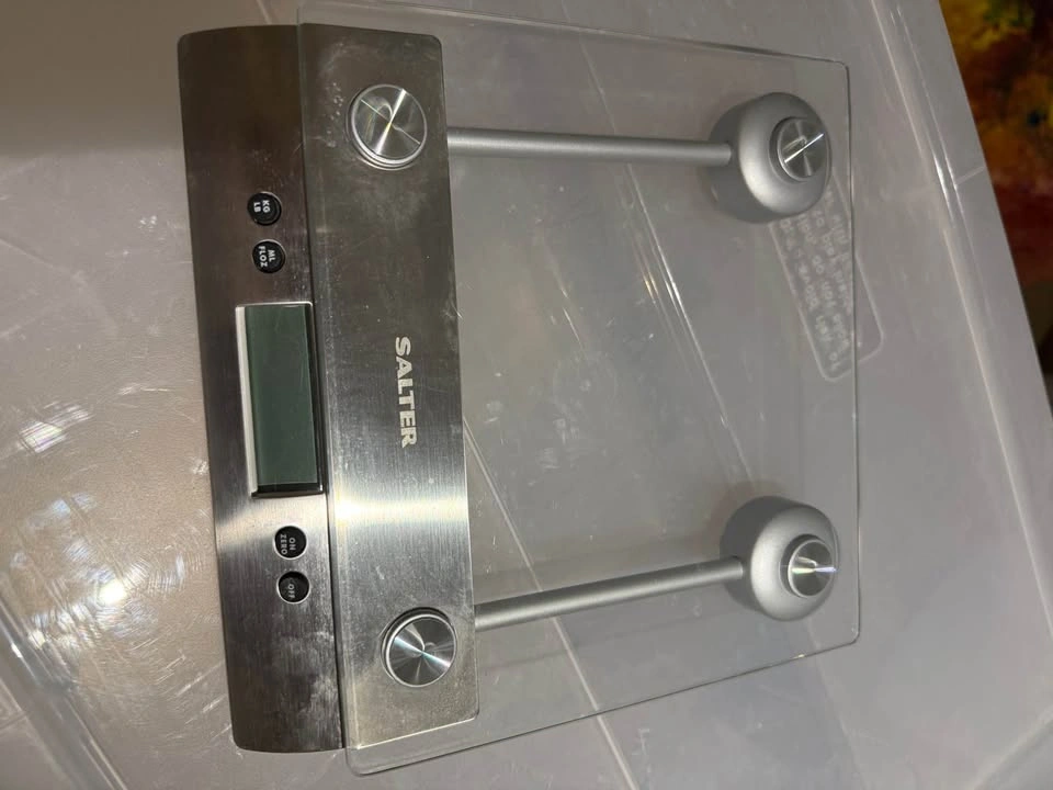 Salter Digital Kitchen Scale – Glass & Stainless Steel – 5kg Cap - photo 4