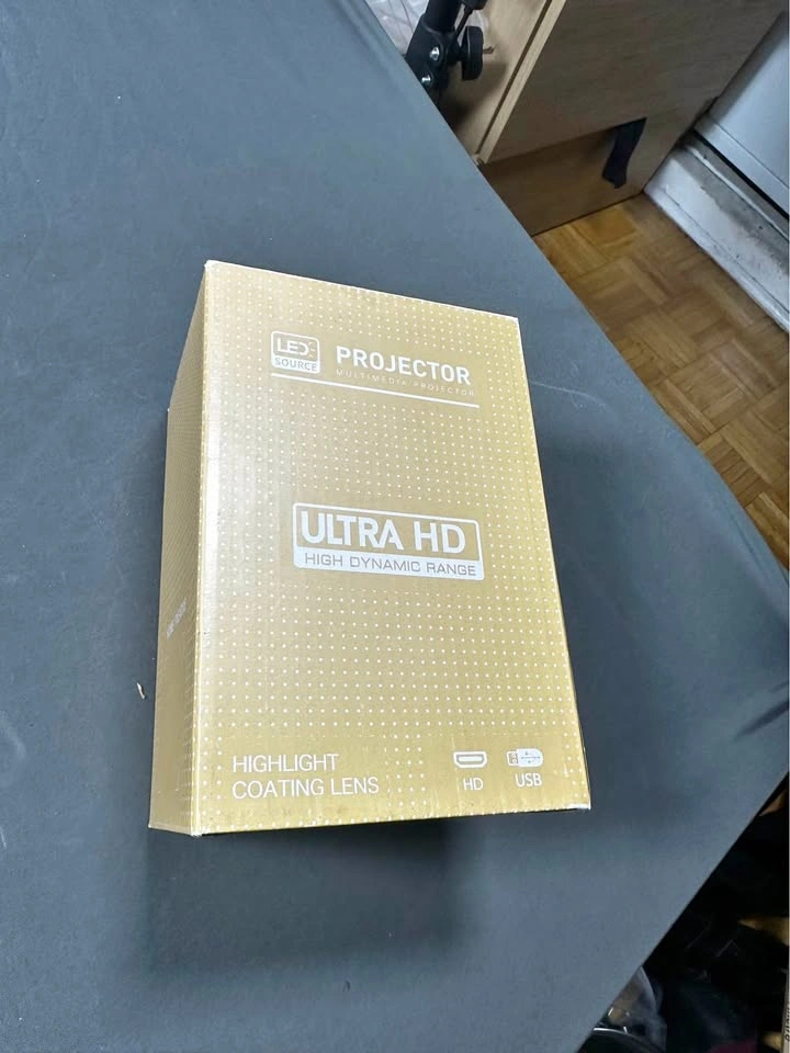Ultra HD LED Projector with remote