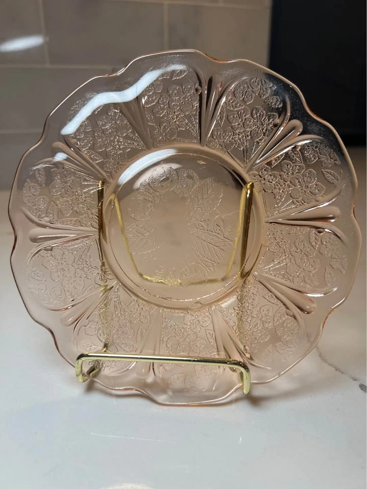 Vintage Pink Depression Glass Cherry Blossom Plate - photo 2