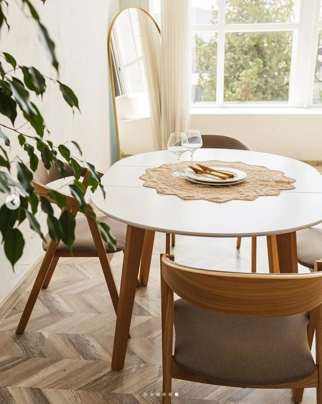 39" Round Dining Table Extendable - photo 5