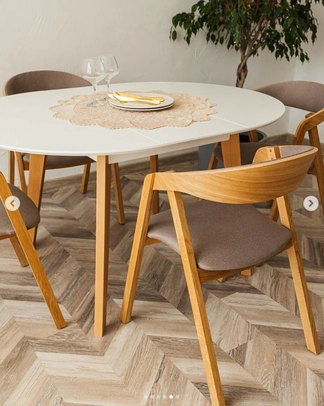 Round Dinette Table - photo 2