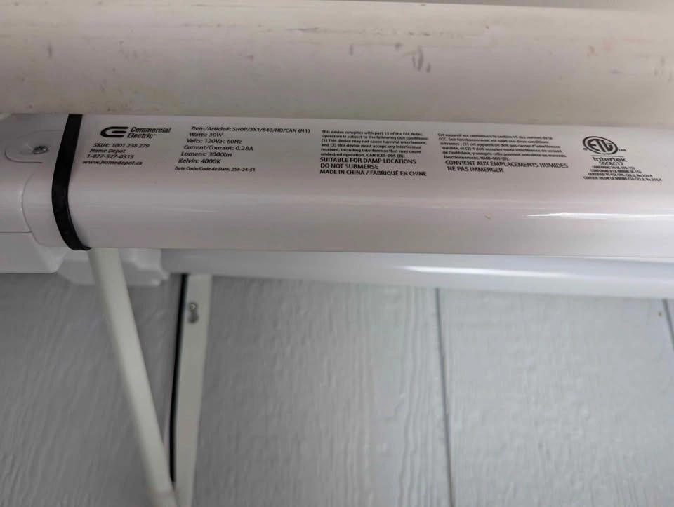 3 ft LED Growlights - photo 2