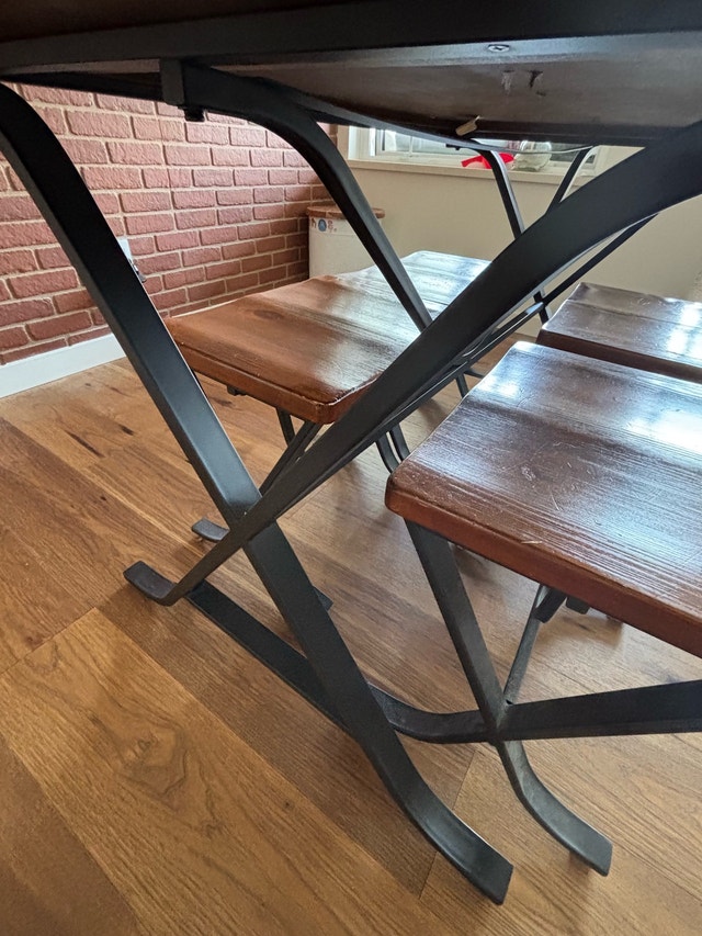 Dining Set w/ Bench Seating - photo 3