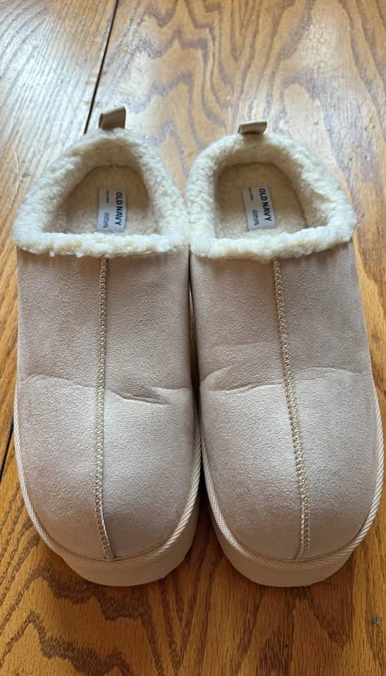 Old Navy Platform Slippers