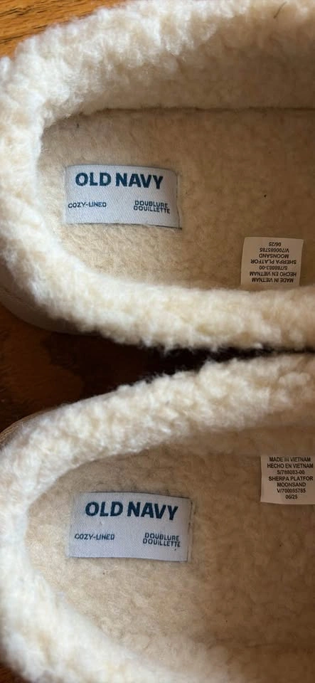 Old Navy Platform Slippers - photo 3