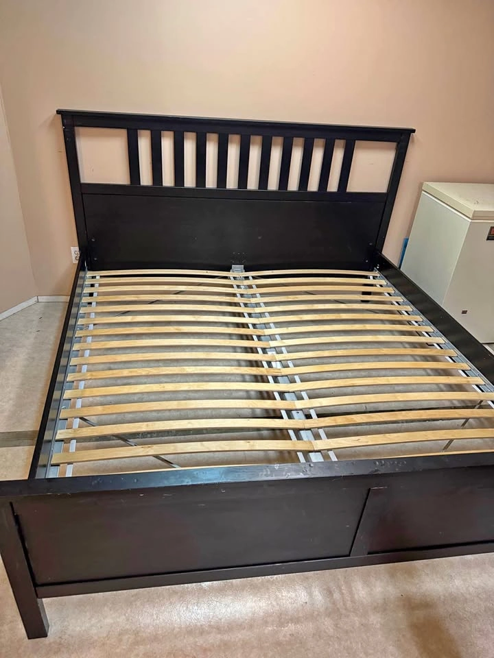 King Size Bed - IKEA Hemnes