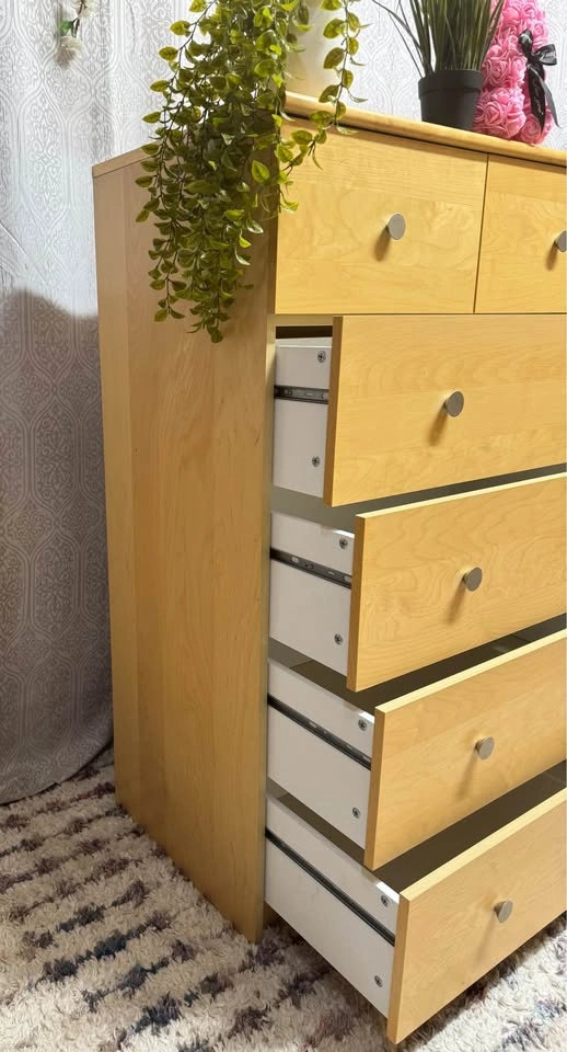 Ikea chest of drawers in excellent condition - photo 3