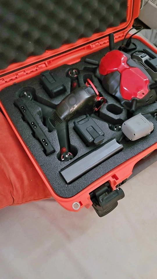 DJI FPV Drone - NEVER FLOWN - Full Fly More Combo + Motion Contr