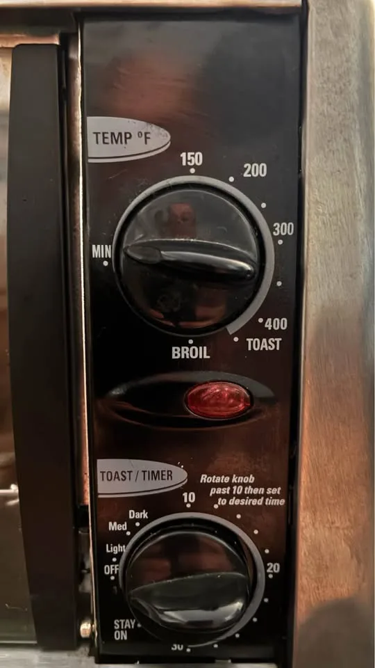 Black & Decker Toast-R-Oven - GUC image indicator(2)