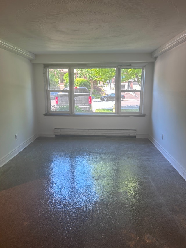 Renting 1 Bedroom in Lakeshore/Parklawn Area - photo 4