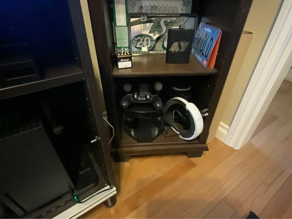 PS4 & VR Bundle with Games and Accessories - photo 2