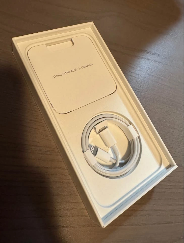 iPhone 14 Plus - Purple - 128 GB - photo 5