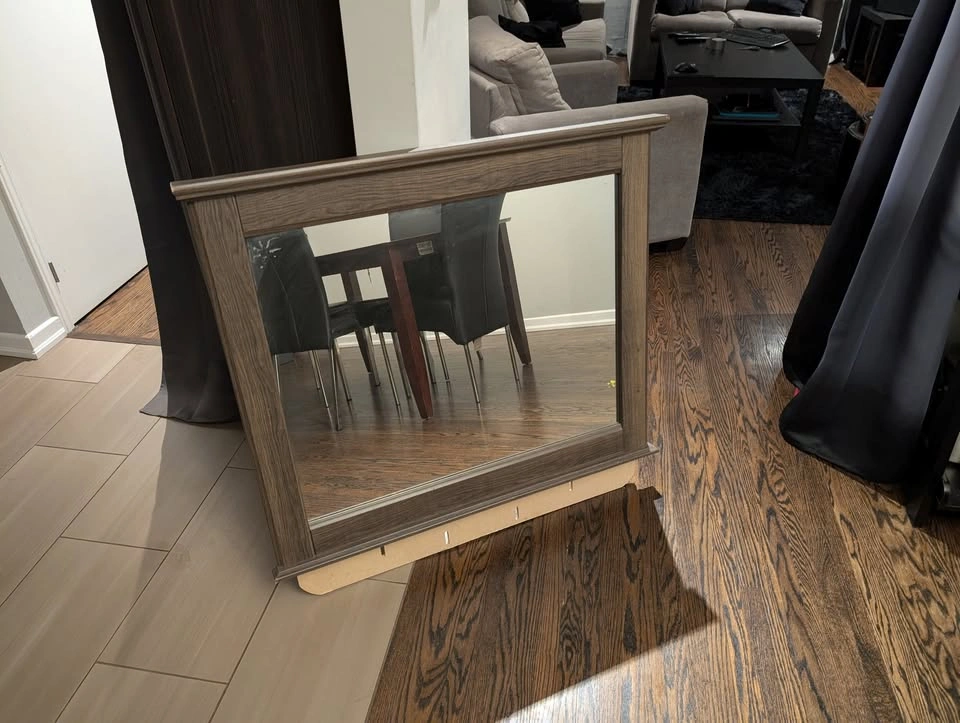 Dresser Mirror by Ashley Furniture - photo 3