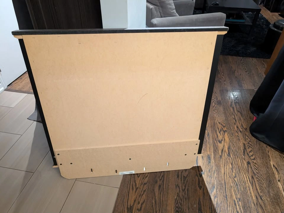 Dresser Mirror by Ashley Furniture - photo 5
