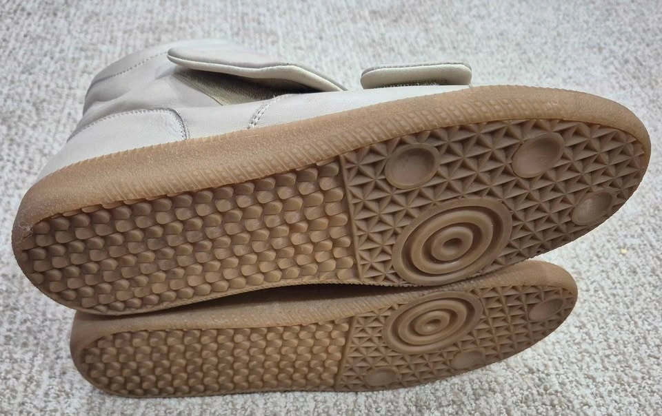 Maison Margiela clinic sneakers Beige unisex men 10.5 41 Leather - photo 4