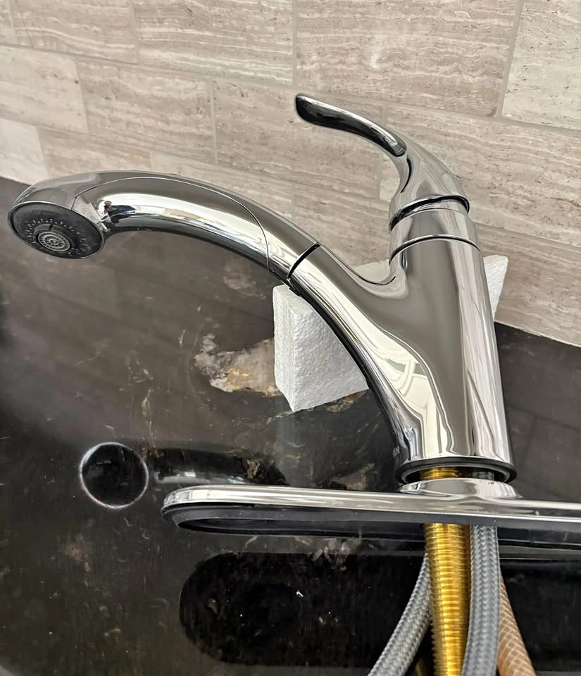 Moen Banbury Pullout Kitchen Faucet - Brand New - Chrome