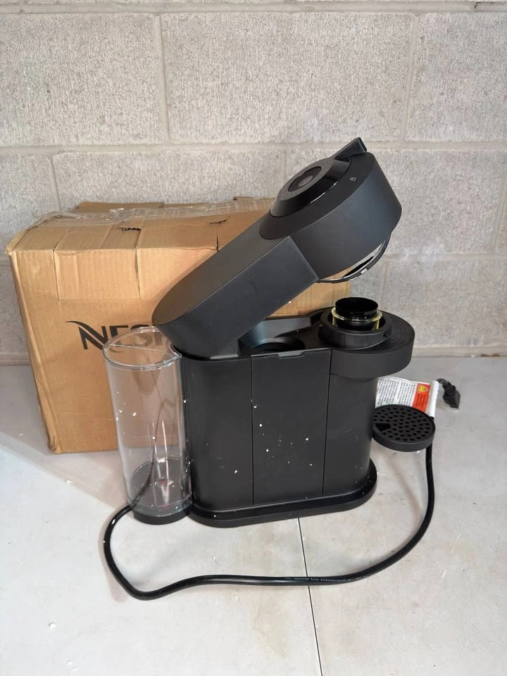 Nespresso Vertuo Next Coffee Machine by Breville - Used Like New - photo 2