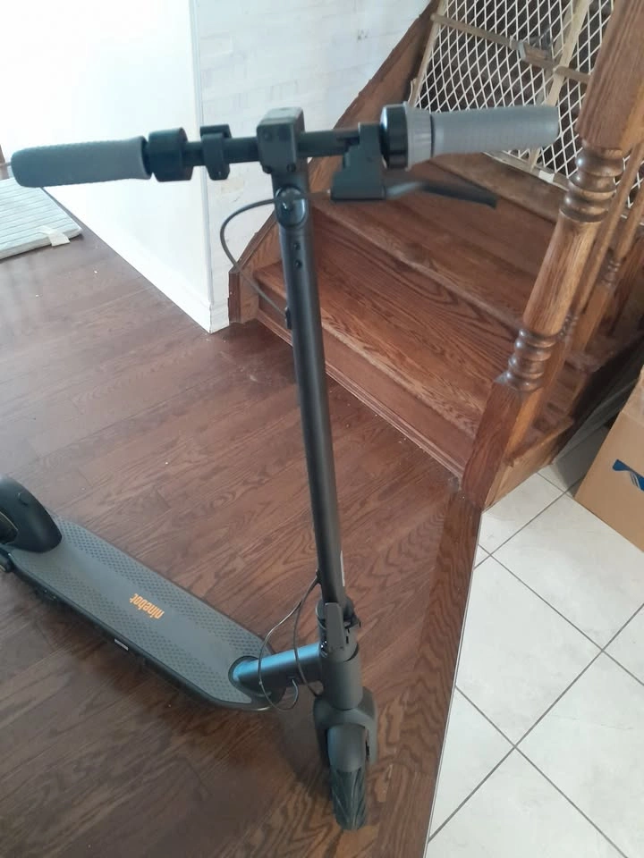 Used Like New Segway NineBot Max G30P - photo 2