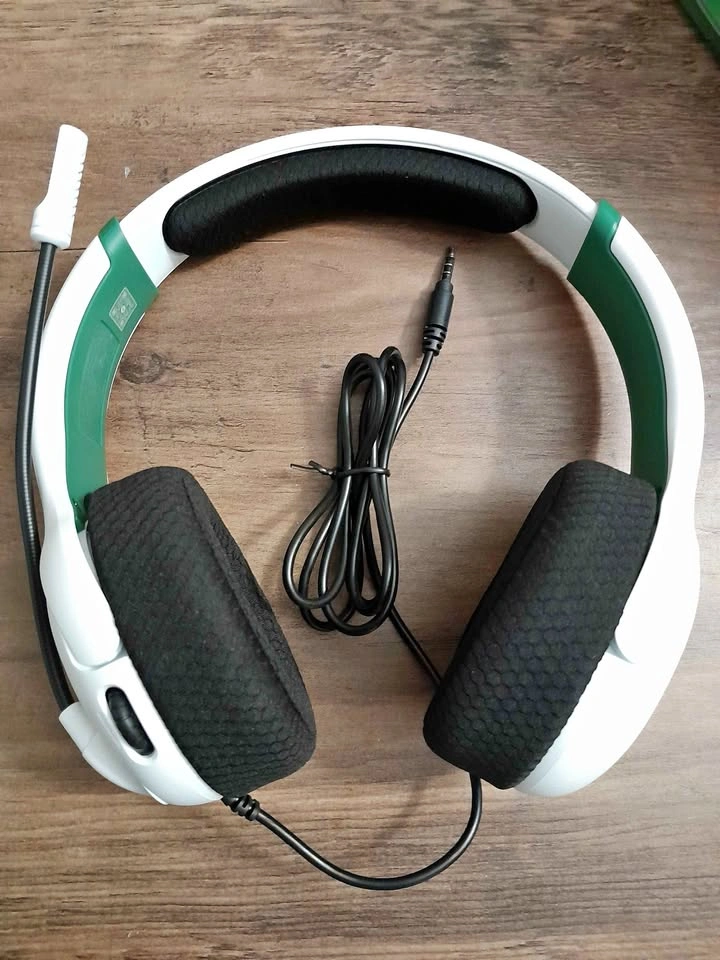 Xbox Power A Controllers & Airlite Headset Bundle