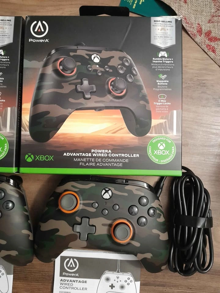 Xbox Power A Controllers & Airlite Headset Bundle - photo 4