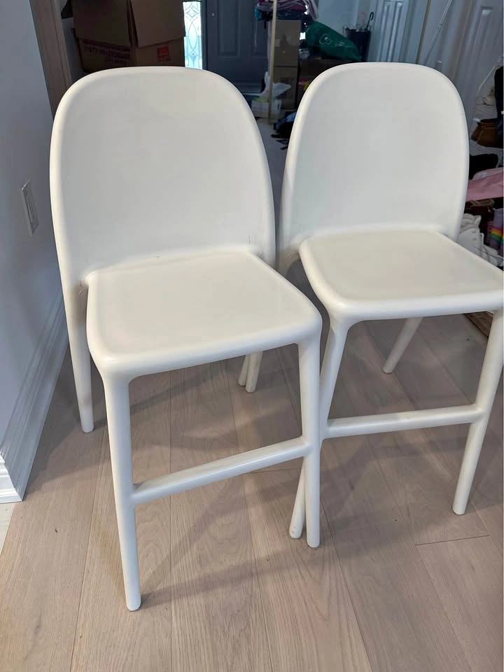 IKEA URBAN Junior Chairs (Bar Stools) – White