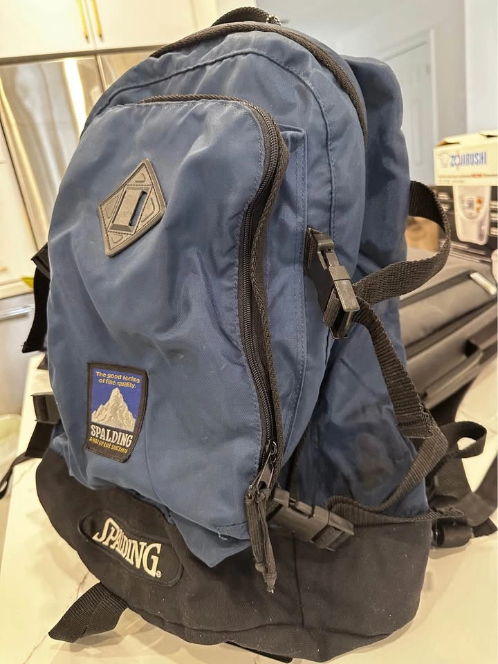 Vintage Spalding Backpack – Classic Style - photo 2
