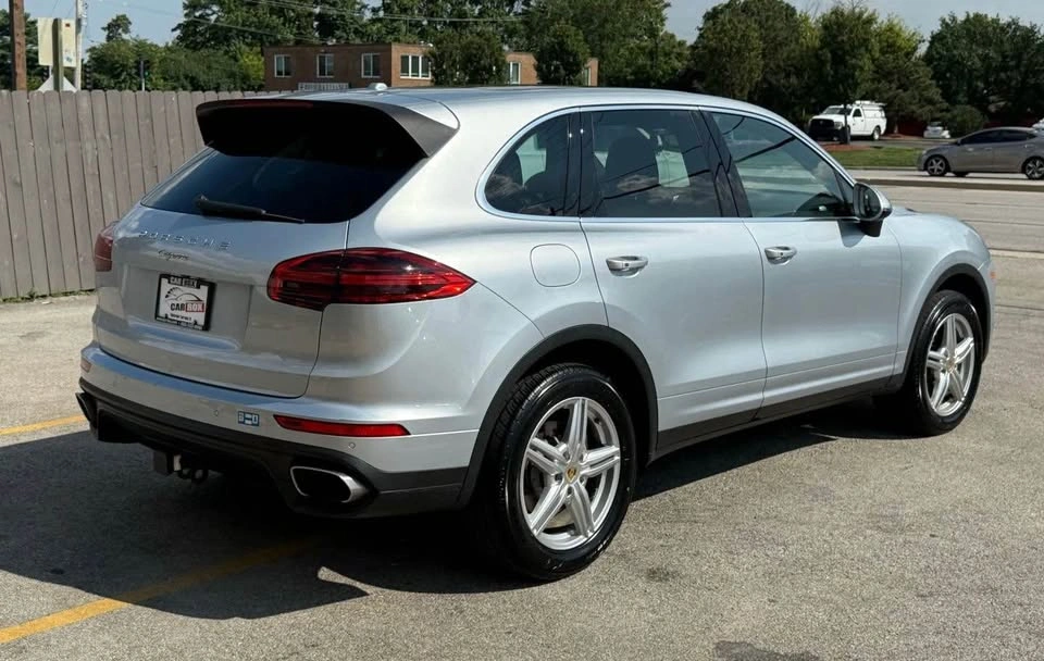 2016 Porsche Cayenne Sport Utility 4D - photo 4