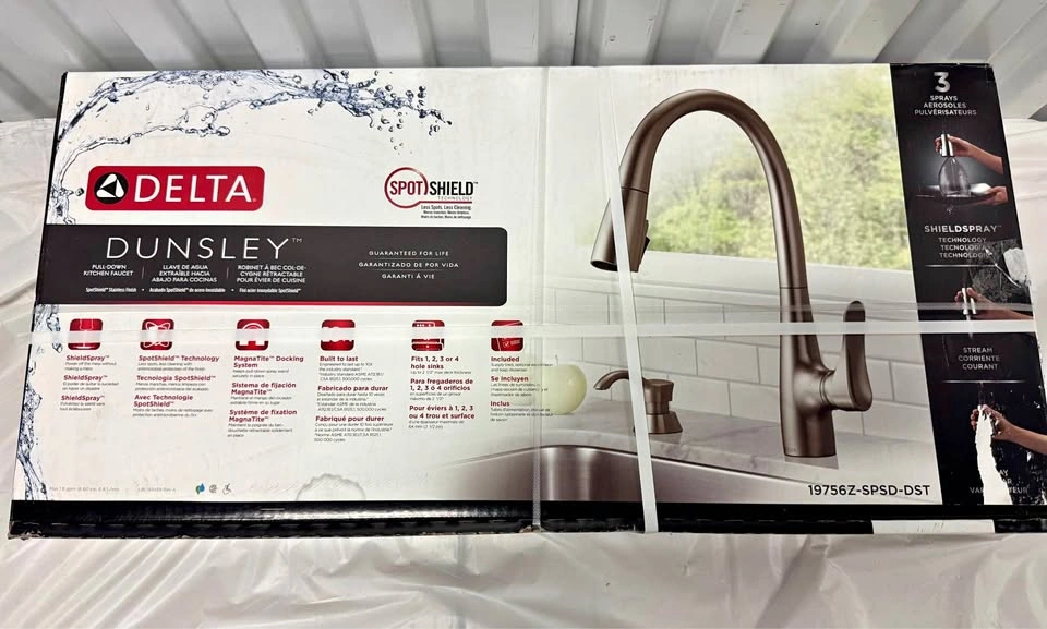 Delta Dunsley Pull-Down Kitchen Faucet