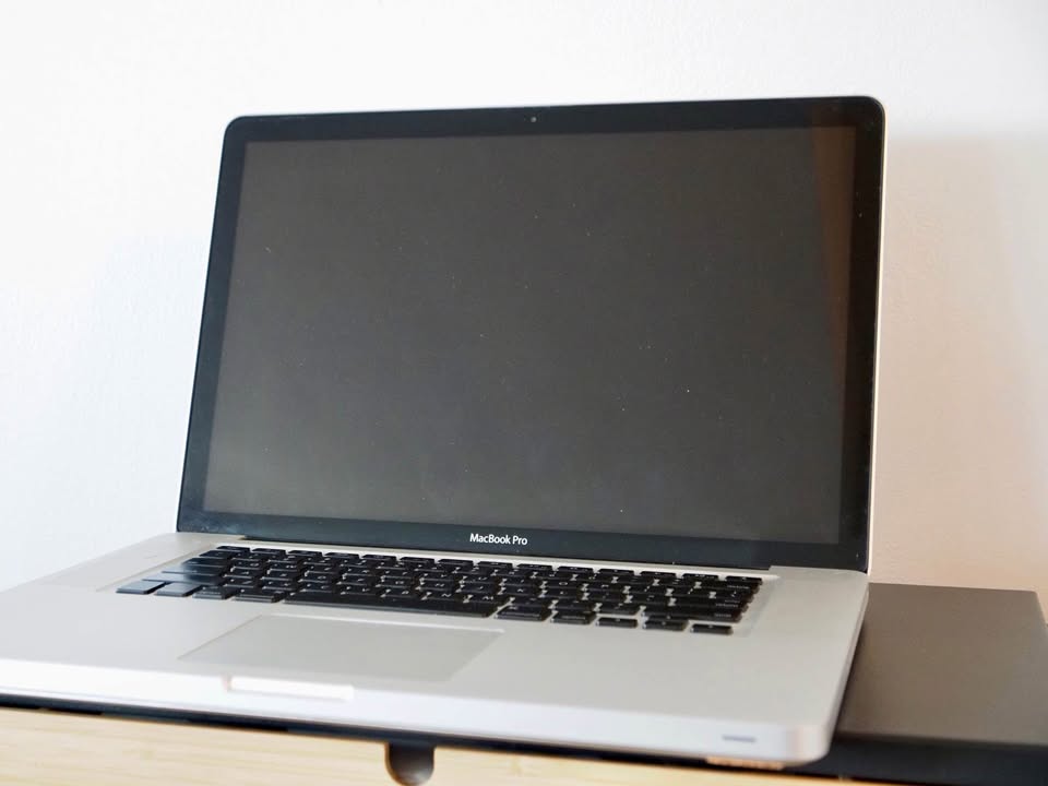 MacBook Pro 15” Core 2 Duo 2.53GHz, 8GB RAM — As Is - photo 5