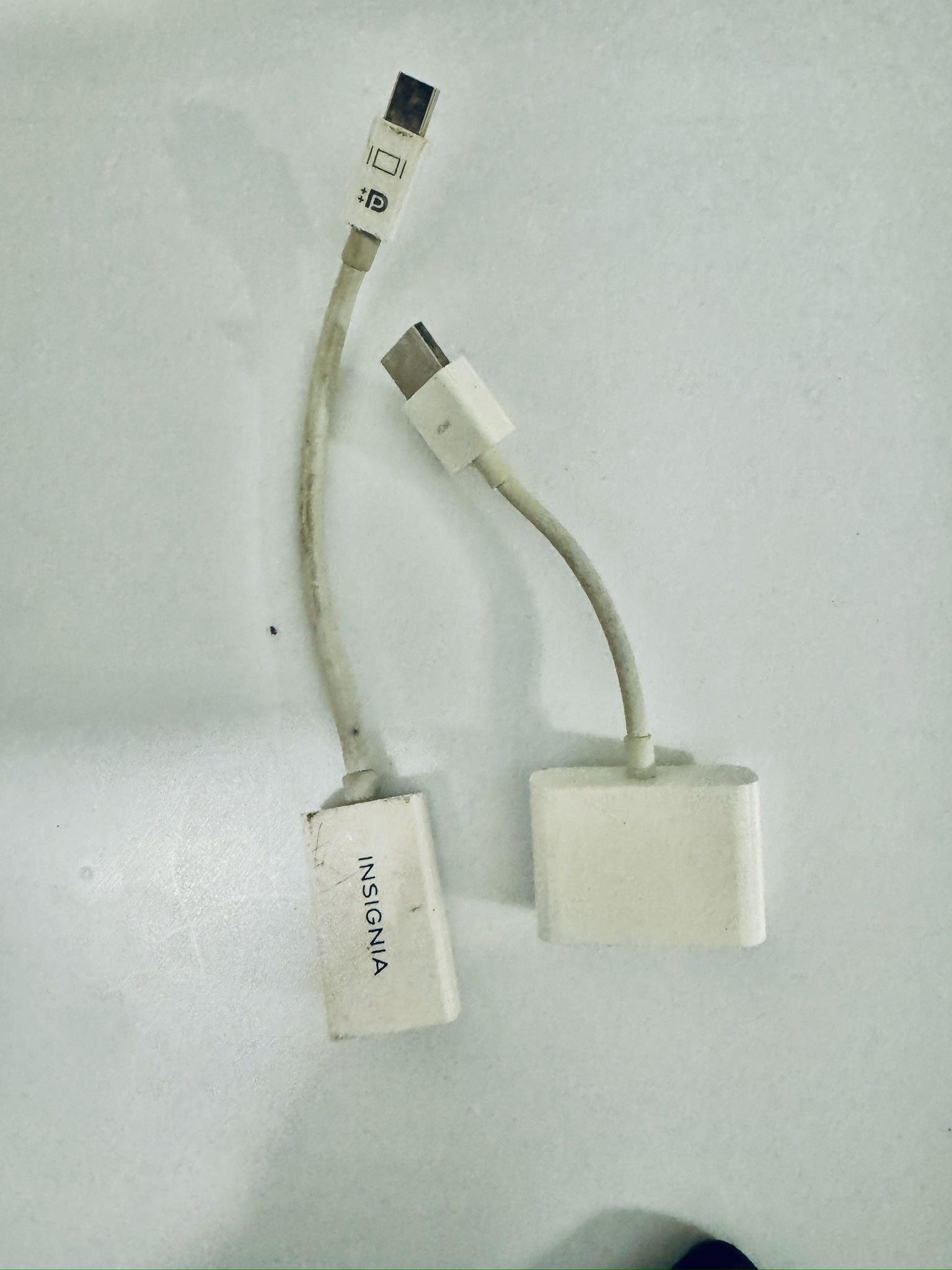 VARIOUS VIDEO/COMPUTER ADAPTERS - photo 2