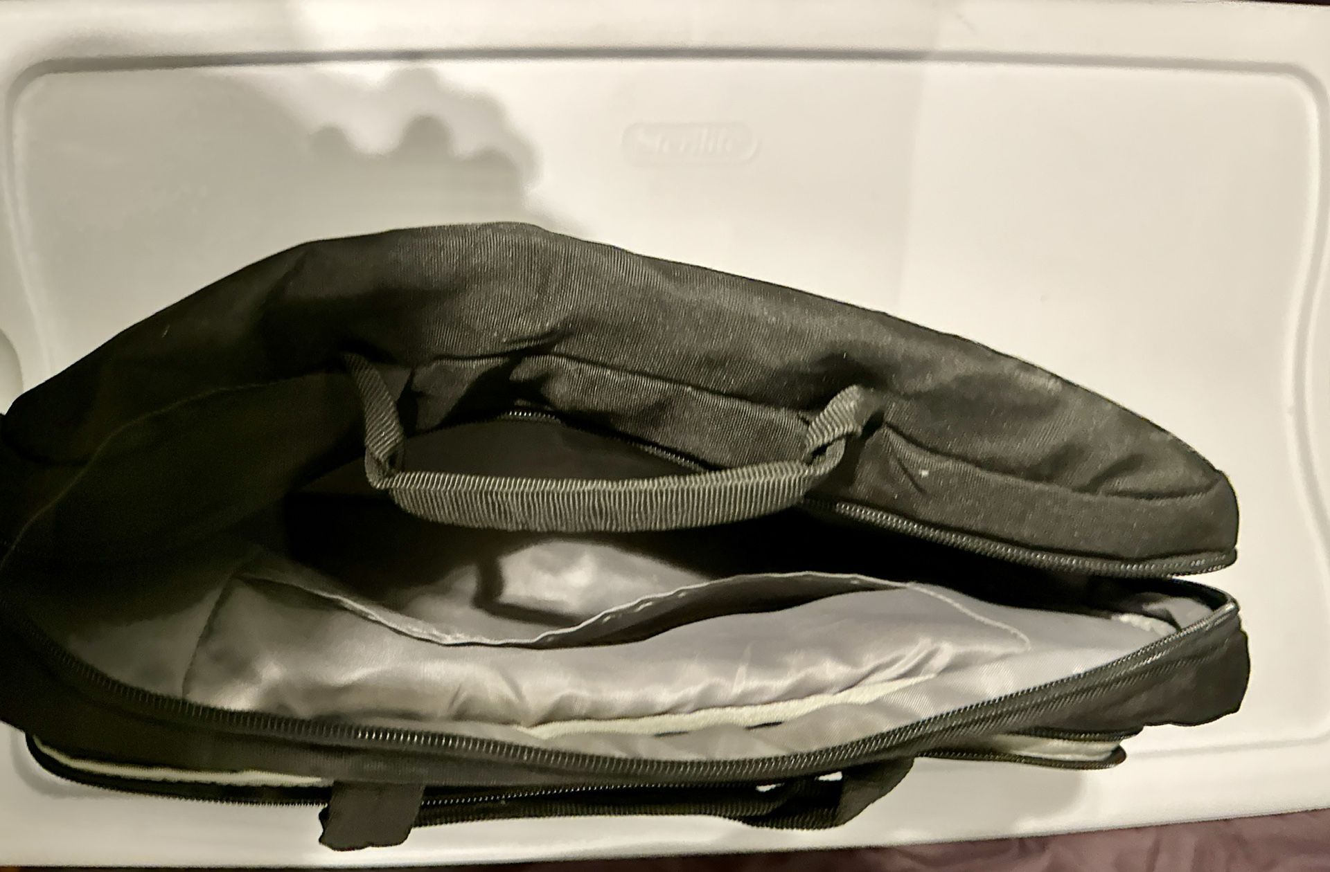 STORAGE BINS/LAPTOP BAG - photo 5