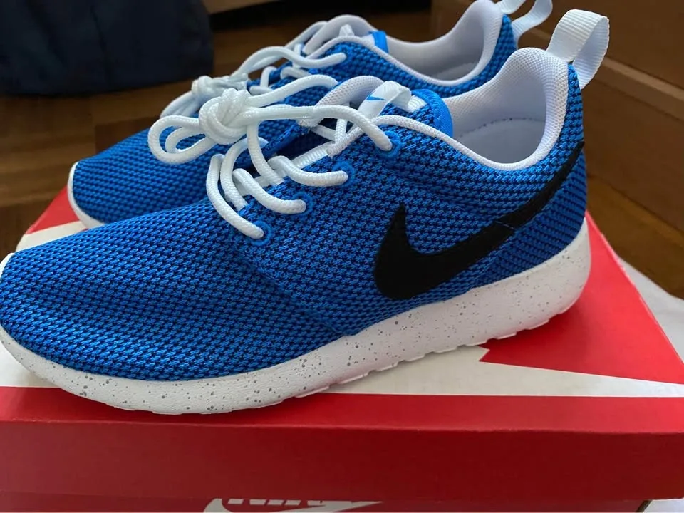 NIKE ROSHERUN (GS) - photo 5