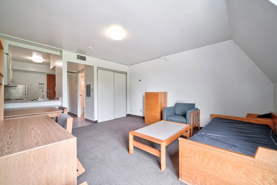 1 Bed 1 Bath House - photo 4