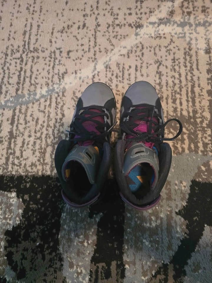 Jordan 6 Retro Bordeaux Youth Size 2 - photo 4