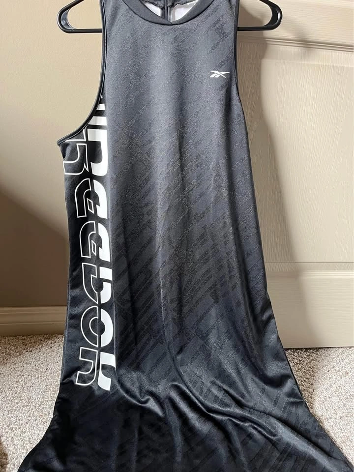 Ladies Tops And Dresses - size M - photo 3